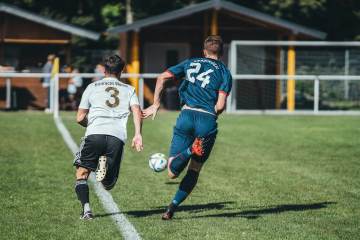 切尔西U21收获英超2联赛常规赛冠军（配图示意）